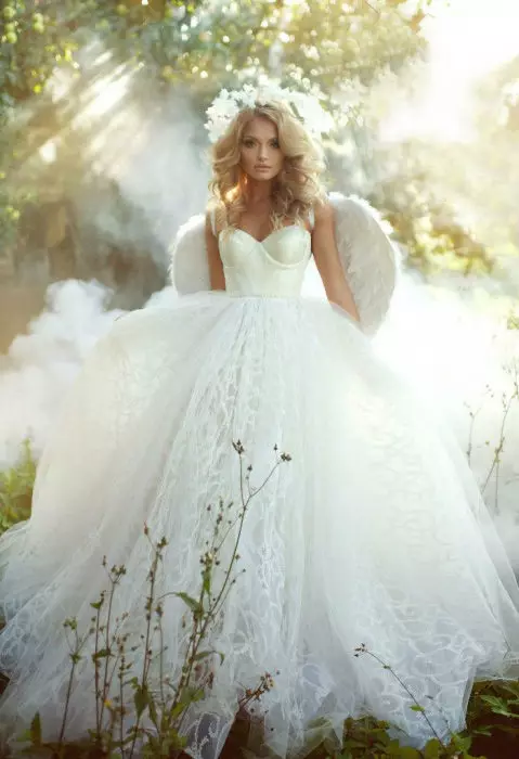 Vestido de boda encaje exuberante