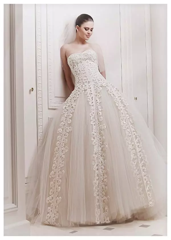 Весільне пишну сукню з мереживом