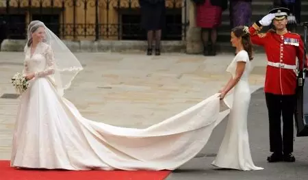 Rigar bikin aure Kate Middleton
