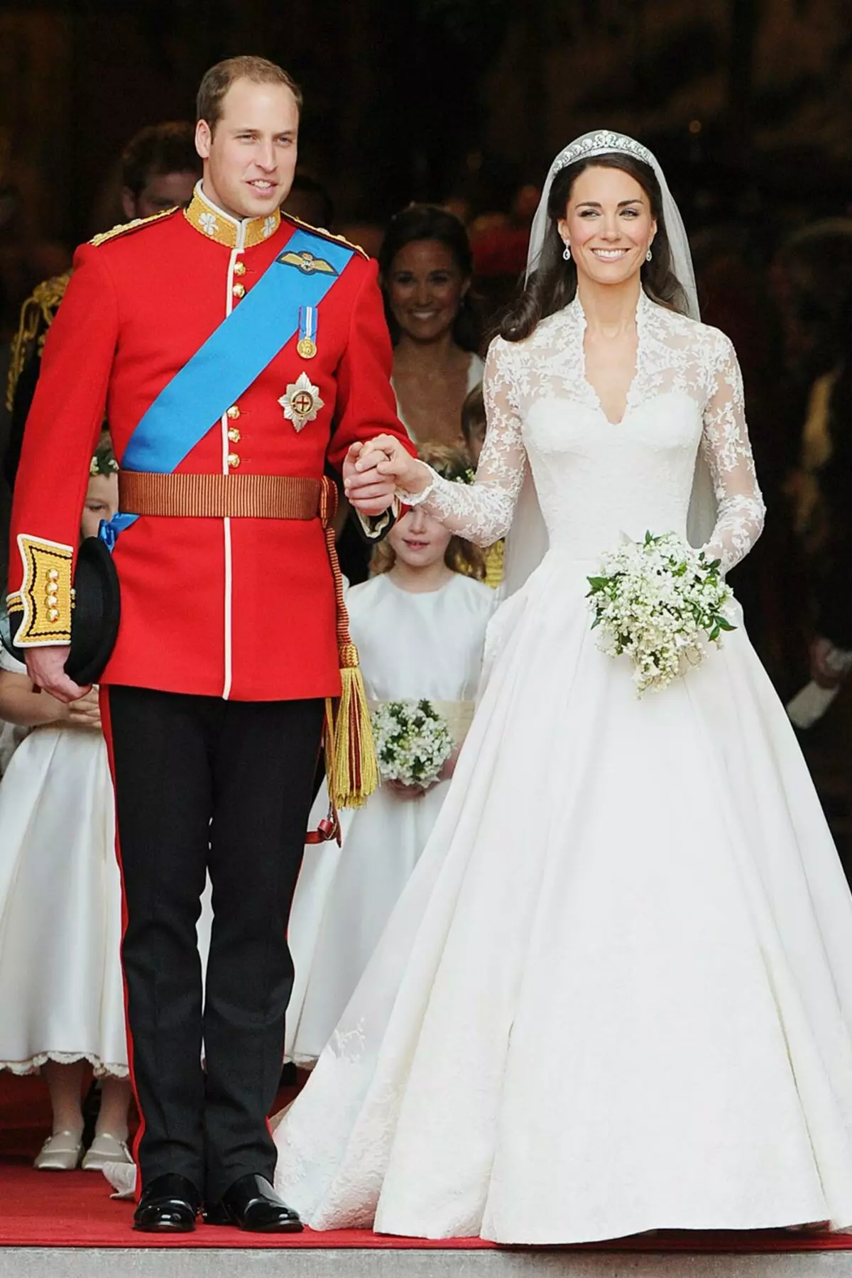 Suknia ślubna z koronkową Kate Middleton