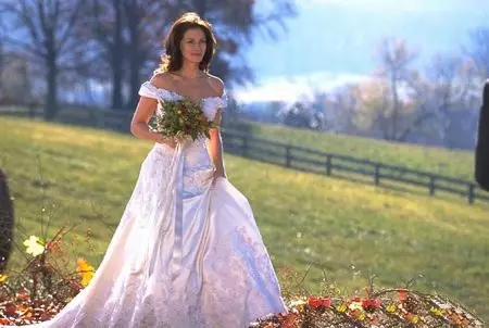 Gaun pengantin dari film