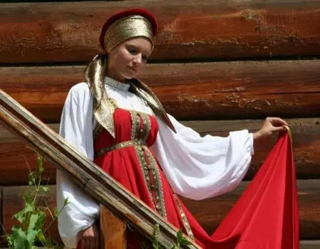 Hochzeit rot Sarafan im russischen Stil