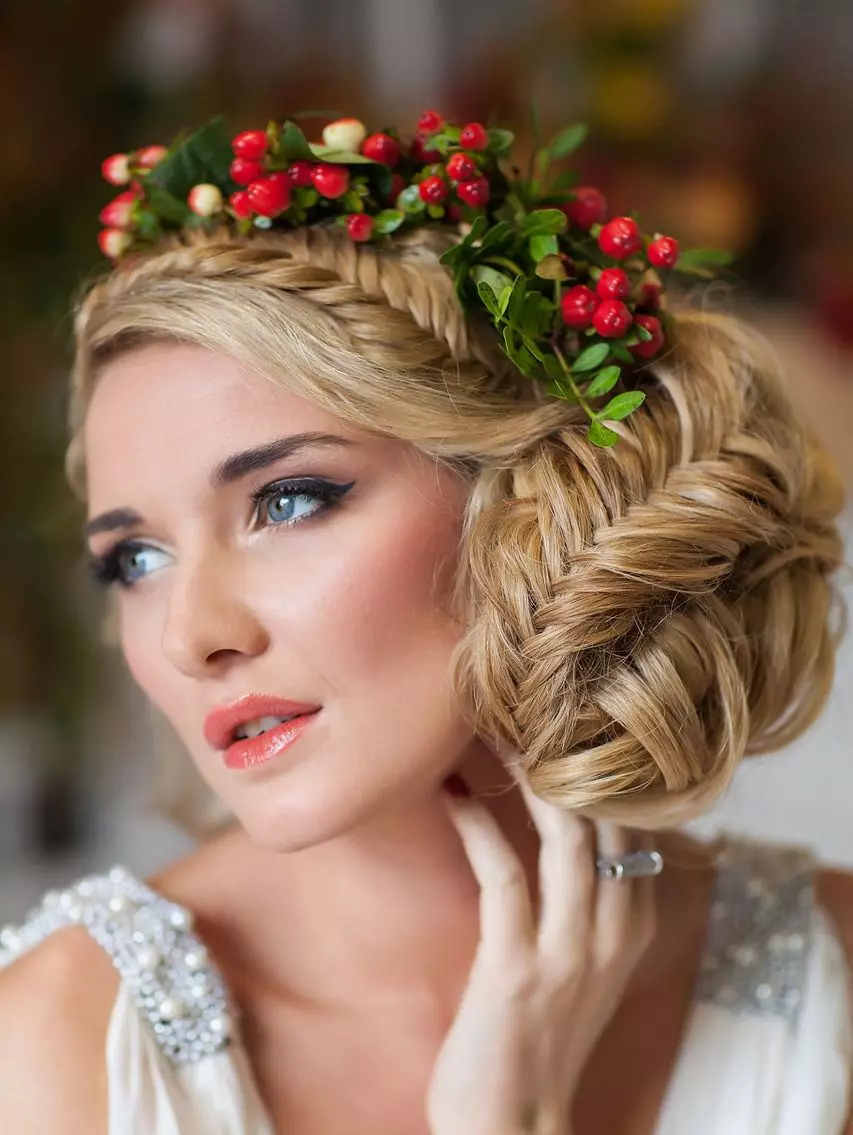 Wedding haarstyl in Russiese styl