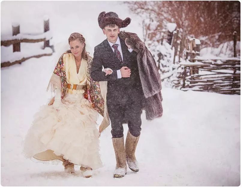 Зимско венчање у руском стилу
