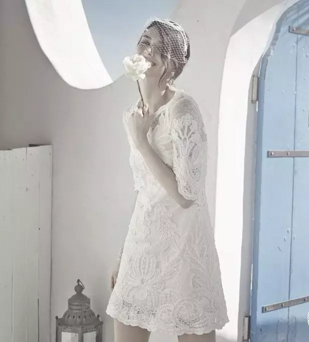 Wedding Dress ຫາດຊາຍຈາກ Lace