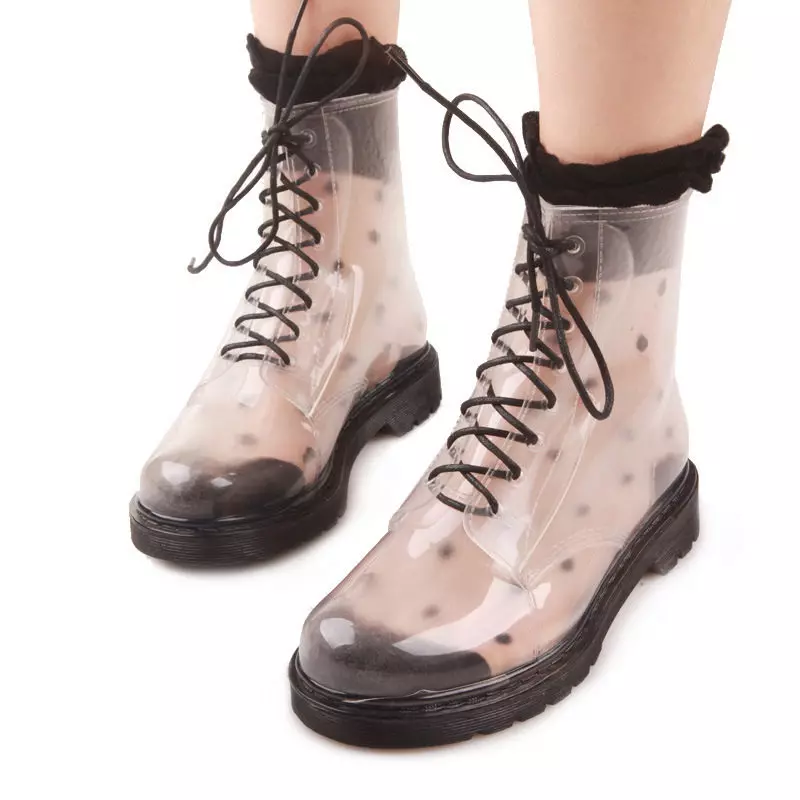 რეზინის ჩექმები (67 ფოტო): ქალთა მოდელები shoelaces, გამჭვირვალე, ზამთრის, rubberized boots 1897_13