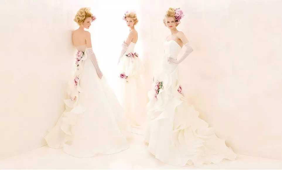 vestits de núvia originals de la col·lecció d'Atelier Aimee