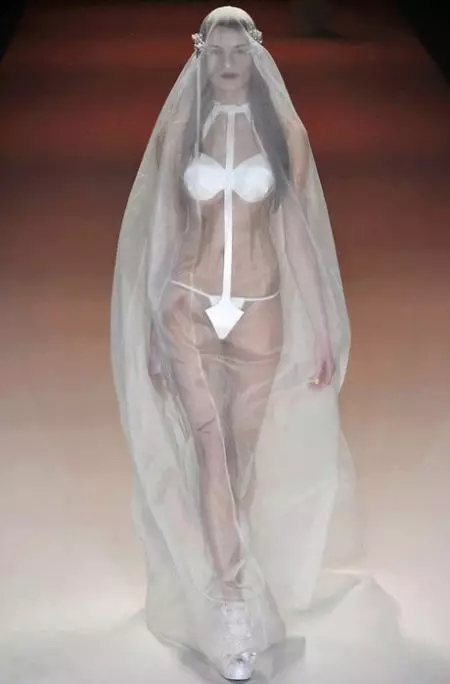 اصل شفاف شادي جو لباس