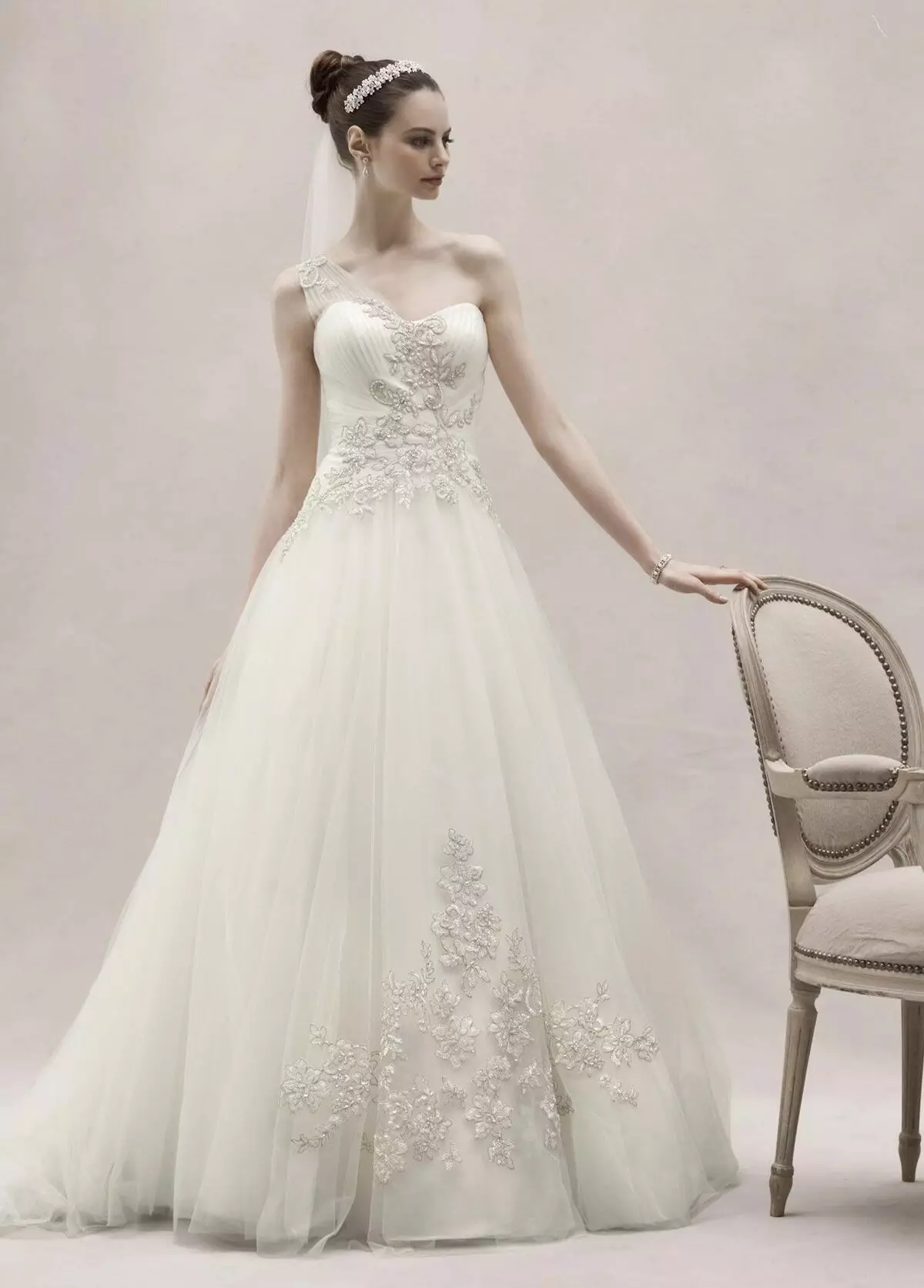 لباس عروسی Lush Oleg Casini