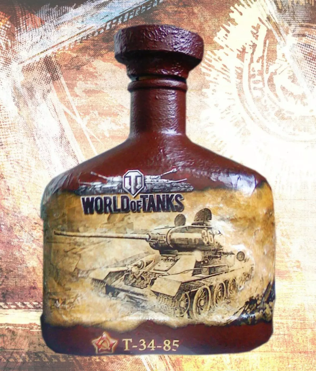 Botol Decoupage (72 Foto): Hiasan Kertas Tandas dan Telur Kerang Dengan Tangan Anda sendiri, Kelas Induk pada Botol Decoupage Volumetrik untuk Lelaki Pada 23 Februari, Menghias Dengan Shebbi-Chic 19088_48