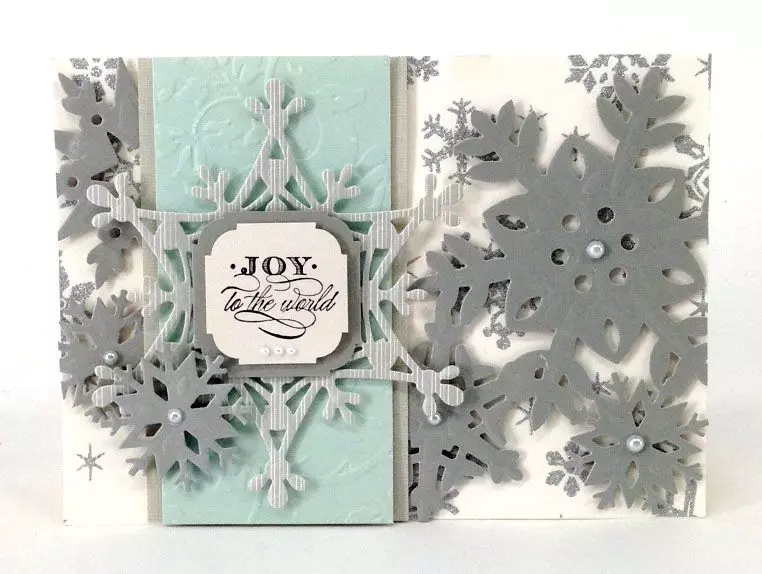 Scrapbooking Tekniğinde Yeni Yıl Kartpostalları (22 fotoğraf): Scrapbooking tekniğinde yeni yıl ve Noel için kartpostallar için fikirler, kendi elleriyle yeni başlayanlar için basit kartpostallar 19135_19