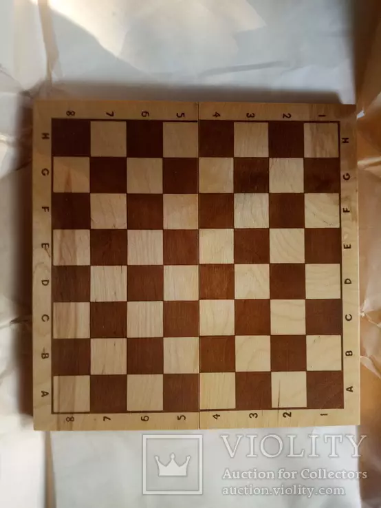 Carved Wood Chess (17 Valokuvat): Käsintehdyt ominaisuudet, shakkipuiden veistäminen, piirustukset ja teknologia 19196_17