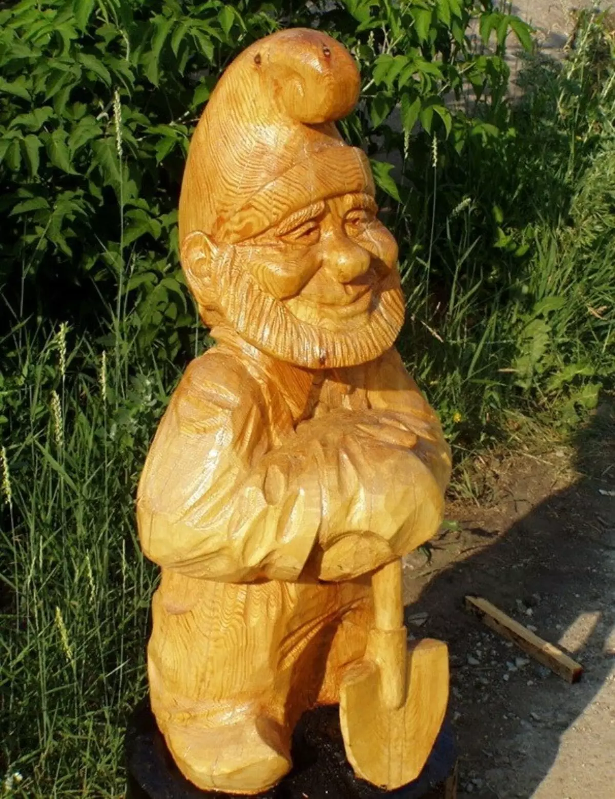 Cum să taie o figurină de copac? Pornirea firului - Santa Claus și fiare, gnome și păsări, figuri japoneze sculptate cu mâinile lor 19204_3