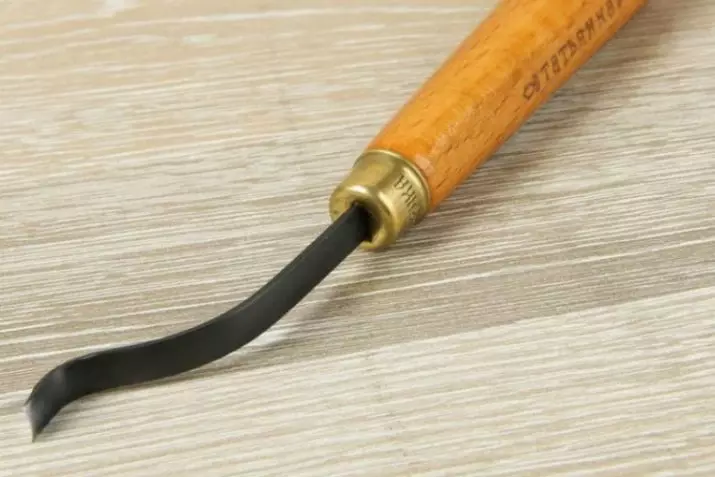 Cinceles roscas de madeira: semicirculares, rizados e outros tipos, conxunto de electrostas e incisivos, como obter unha ferramenta correctamente 19207_15