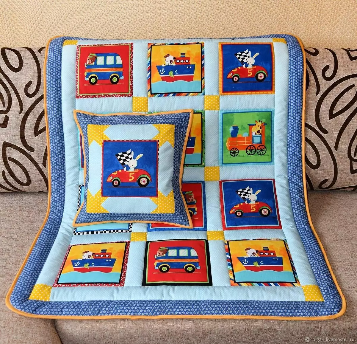 Детски одеяла в Пачуърк стил (47 снимки): Бърз преглед одеяло за момчета и момичета. Как да ги шият със собствените си ръце? Схеми за начинаещи 19291_17