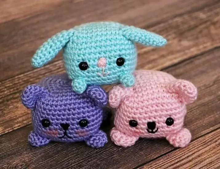 Amigurumi ສໍາລັບຜູ້ເລີ່ມຕົ້ນ (80 ຮູບພາບ): crochet crochet crochet crochet. ລາຍລະອຽດວຽກທີ່ລະອຽດ, ຫ້ອງຮຽນແມ່ບົດ 19332_18