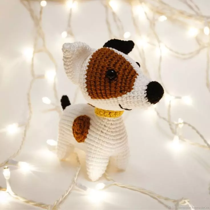 Doggy Amigurumi: ໂຄງການແລະລາຍລະອຽດຂອງ crochet bull terrier, ຄ່າທໍານຽມຈາກ plush yarn yarn ແລະ Spitz, ຫ້ອງຮຽນແມ່ບົດສໍາລັບຜູ້ເລີ່ມຕົ້ນ 19339_9