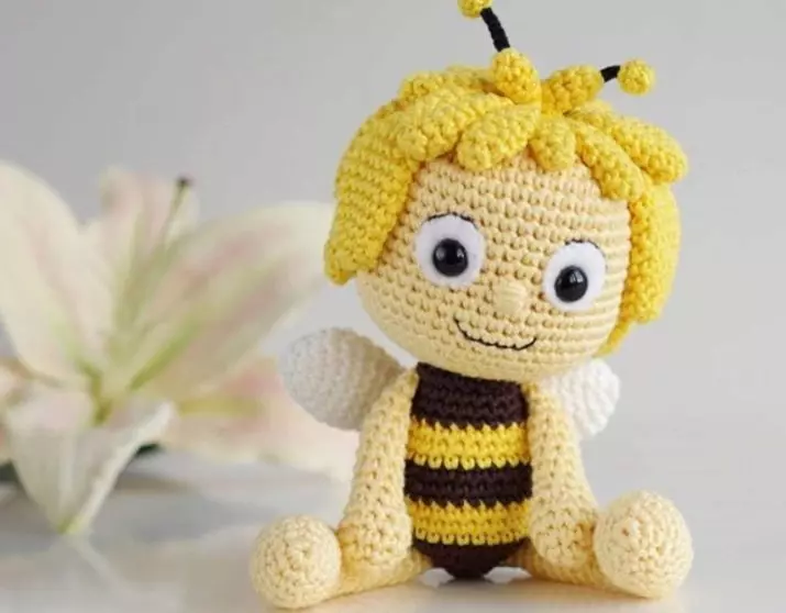 Boneka Amigurum (49 foto): Katrangan lan skema crochet, fitur saka dolanan rajutan bingkai, kelas master langkah demi langkah 19348_41