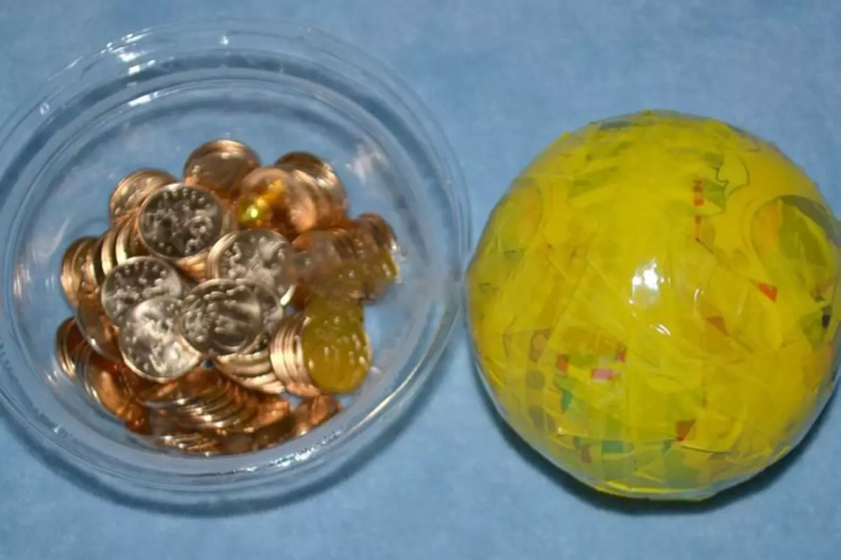 Topiary dari duit syiling (44 gambar): Kami membuat kopi dan duit syiling dari bijirin dengan tangan anda sendiri, kelas induk langkah demi langkah lain 19378_15