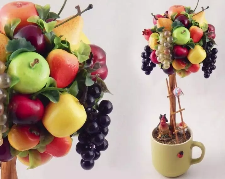 Topicia dari buah-buahan (32 foto): Topiaria dari buah-buahan dan bunga buatan, pohon dari buah-buahan dengan buah beri dan sayuran dengan tangan mereka sendiri 19381_2