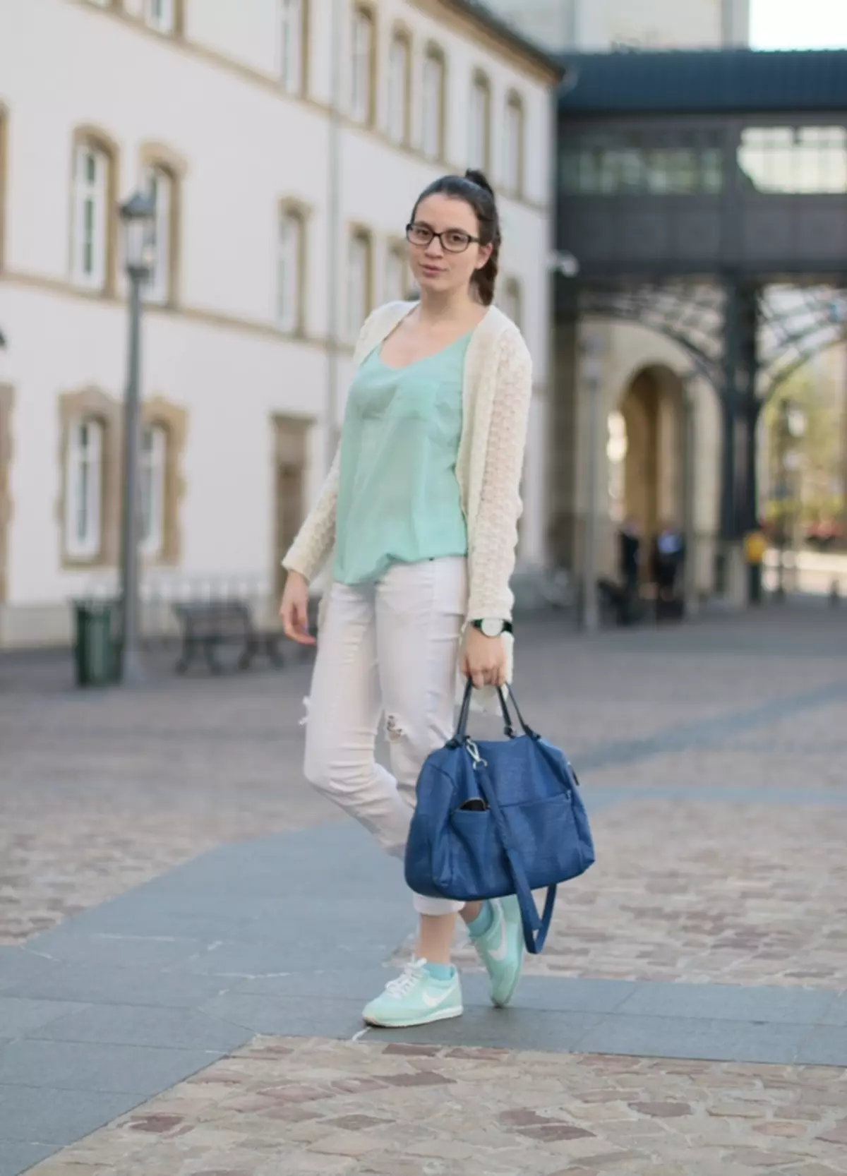 Sneakers de menta (25 fotos): como elixir e co que usan zapatos deportivos de menta 1946_4