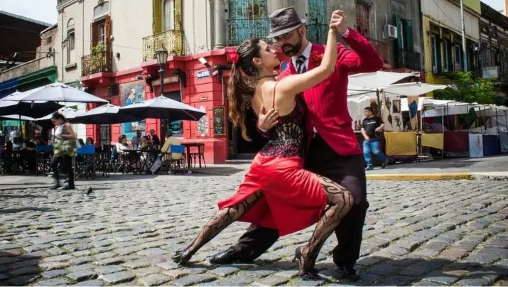 Tango: A wéi engem Land huet den Danz entstanen? Lektioune fir Ufänger Erwuessener. Wéi kann ech léieren ze danzen? Argentinien an aner Tango 19494_5