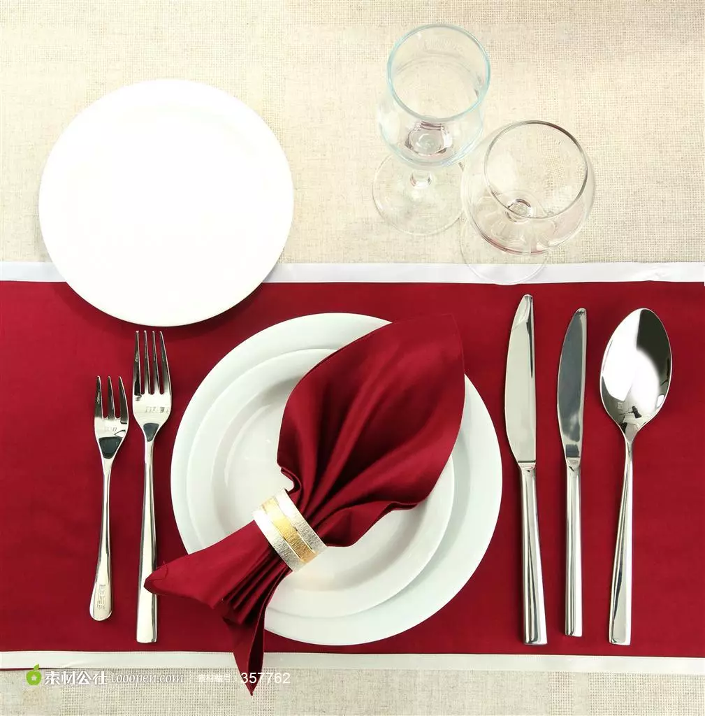 餐厅中的表设置（35张照片）：桌子，宴会，餐厅和全套料理的正确设计 19557_2