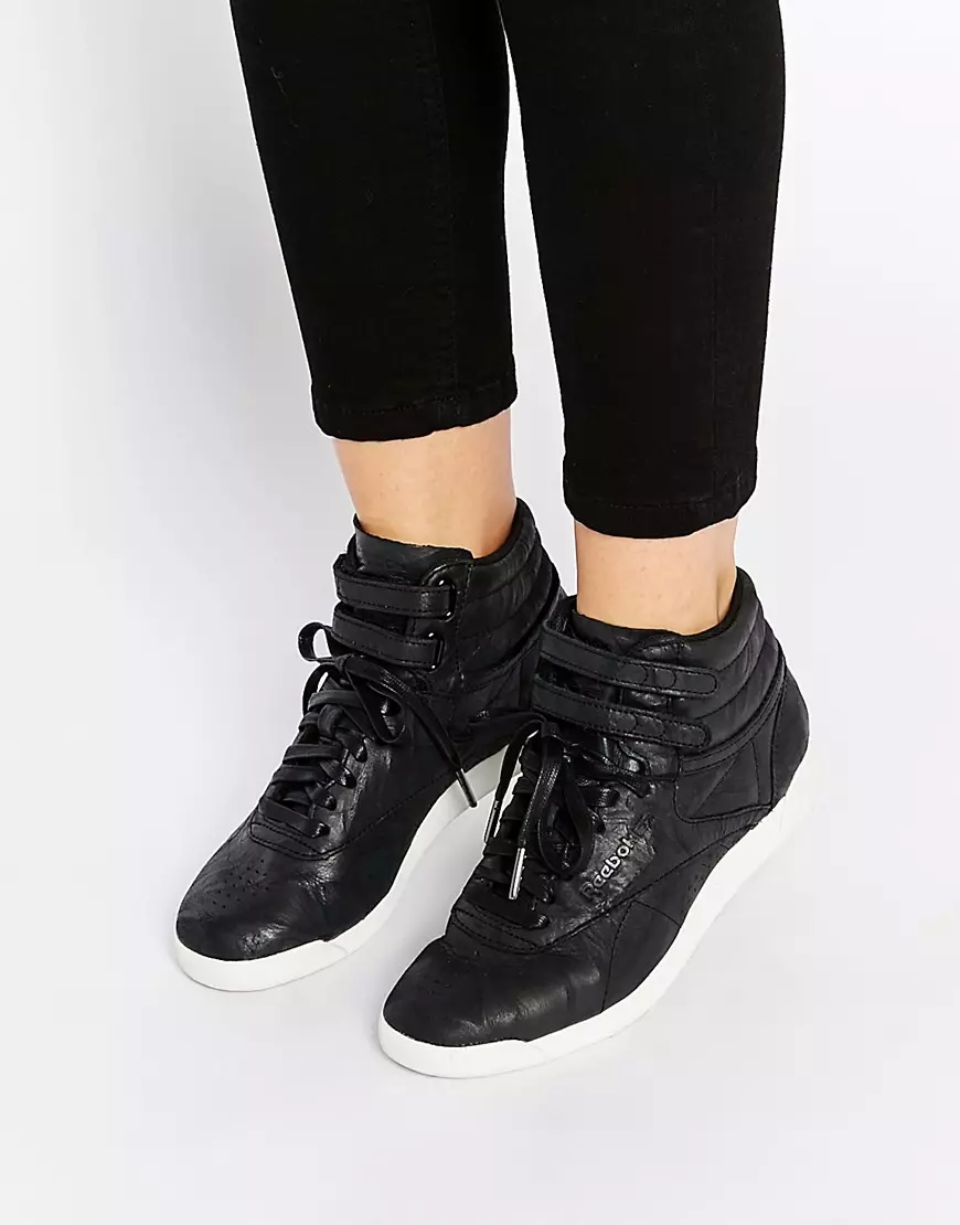 काले जूते रिबॉक (35 फोटो): मॉडल क्लासिक और क्लासिक शीतकालीन 1988_32