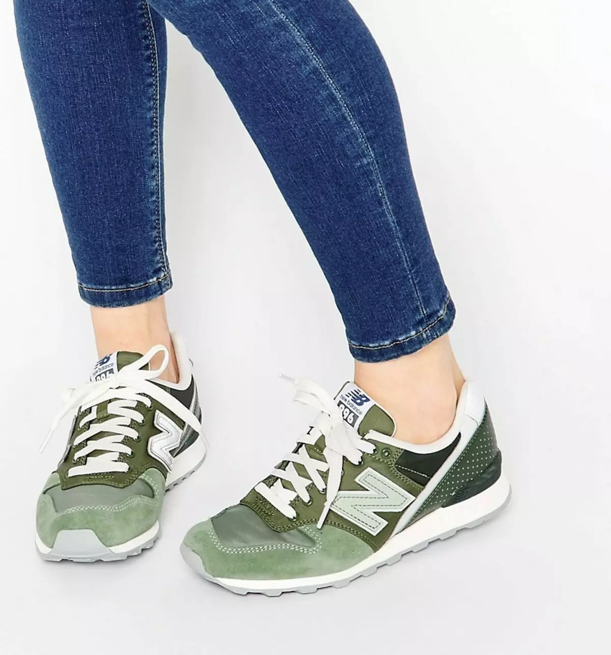Green sneakers (foto 41): ụdị akwụkwọ ndụ akwụkwọ ndụ ụmụ nwanyị 2013_5
