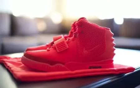 Kanye West נעלי (30 תמונות): Yeezy Boost דגמים מ Kanye West 2015_6