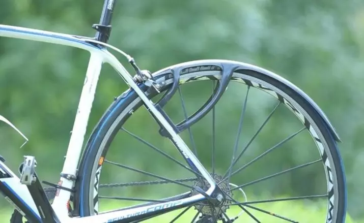 Kulîlkên birrînê 29 inches: Bicyclesalakiya tev-size û pêşangehên pêşîn ên li ser tekerên ku danîn? Kit hilbijêrin 20179_16
