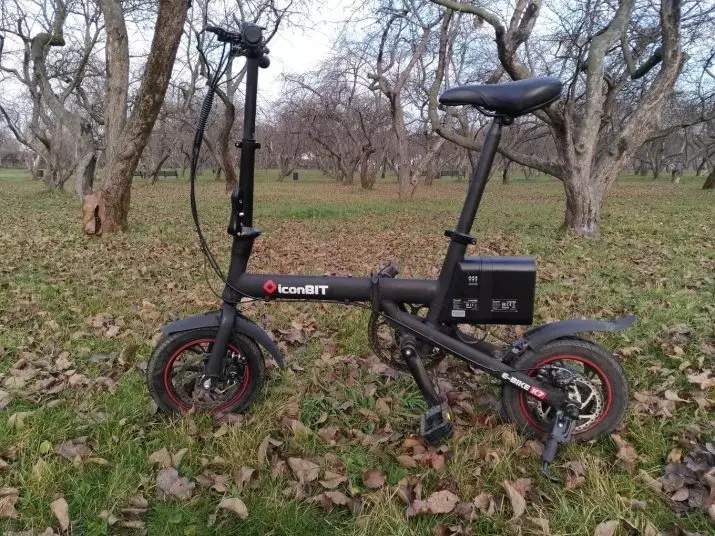Elektrische fietsen Iconbit: zwarte elektrische fietsen K202 en E-bike K7, K9 en andere modellen. Hun voor- en nadelen 20188_9