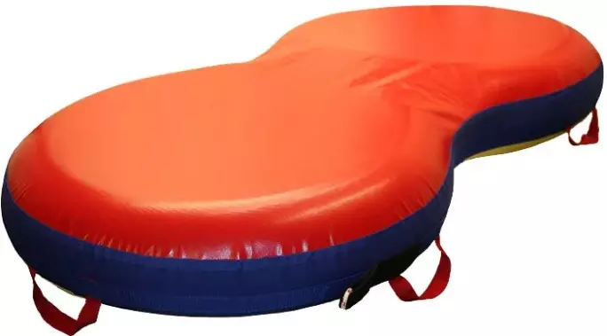 Tubing mbili: Chagua cheerbank mara mbili kwa skating katika theluji. Mifano bora ya sled mbili inflatable. Jinsi ya kuhifadhi yao? 20194_15