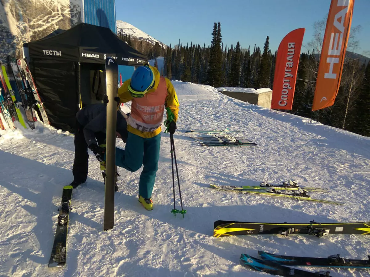 Kreu i skijimit malor: modelet e fëmijëve dhe të rriturve. Përshkrimi i grumbullimit, pro dhe kundër të ski 20254_23