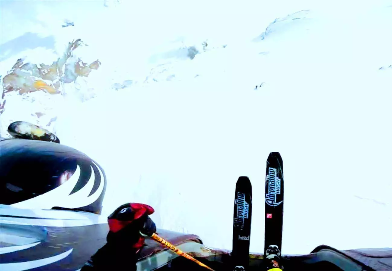 หัวเล่นสกีภูเขา: เด็กและผู้ใหญ่รุ่น คำอธิบายการรวบรวมข้อดีข้อเสียของสกี 20254_7