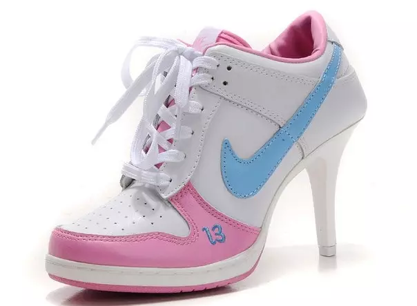 أحذية رياضية على كعب (56 صور): تسمى النماذج النسائية 2025_25