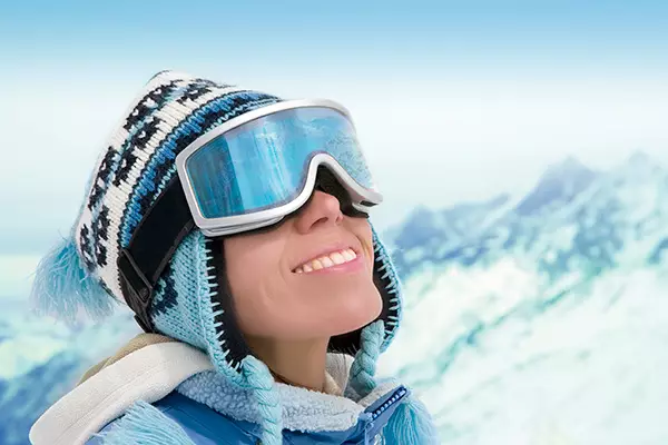 Veikia slidinėjimo akiniai: kaip pasirinkti stiklines slidininkams? Kūdikių ir suaugusiųjų modeliai slidinėjimui, geriausi ženklai 20265_15