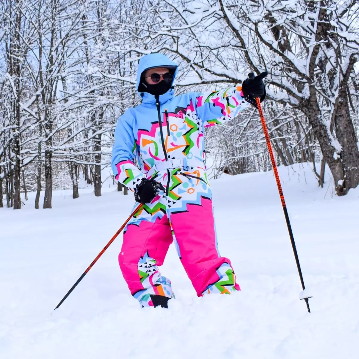 Kombinezony narciarskie: Damskie zimowe kombinezony do jazdy na nartach, fuzji i innych modeli dla narciarzy 20272_12