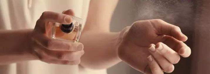 El perfume más sexy: sabores de espíritus femeninos que conducen a los hombres locos, agua de inodoro para mujeres que atraen a los hombres. 202_35