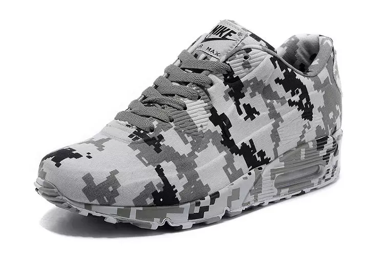 Camouflage Sneakers (49 fotók): Modellek a militariák stílusában, álcázás nyomtatásával, Khaki, álcázva 2031_19