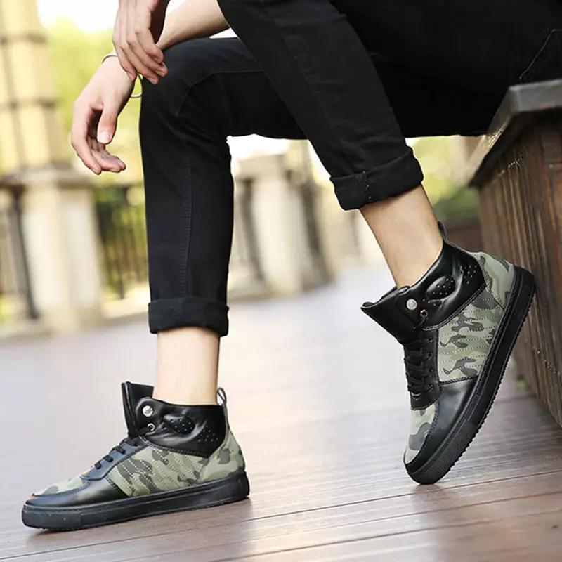 Camouflage Sneakers (49 ფოტო): მოდელები სტილში სამხედროები ბეჭდვითი Camouflage, Khaki, შენიღბული 2031_39