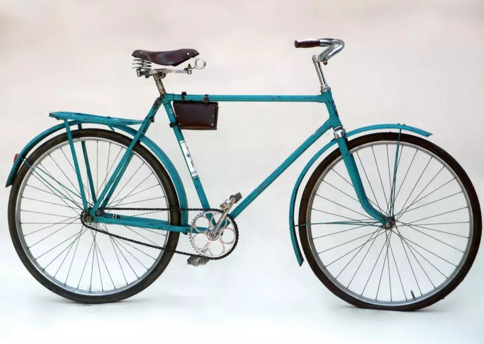 自行車“烏克蘭”（25張）：技術特色螺紋自行車。他們的輪子的大小。製造商的歷史 20376_21