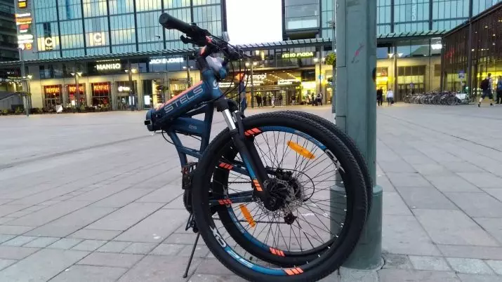 Mountainbikes Stels: Beschrijving van vrouwelijke en herenfietsen Navigator en focus, andere vouw- en nonsense modellen 20395_19