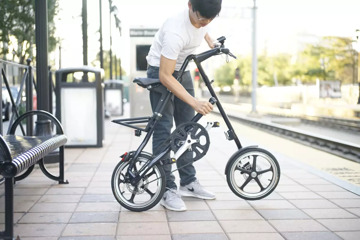 Strida Bike: Construcció i pes de la bicicleta triangular plegable. Descripció general dels models populars, la història de la creació, subtileses de selecció 20400_10