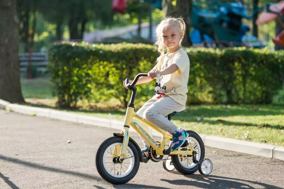Странични колела за велосипеди: как да изберете допълнителни колела за безопасност 12-20 инча за възрастен велосипед? 20419_5