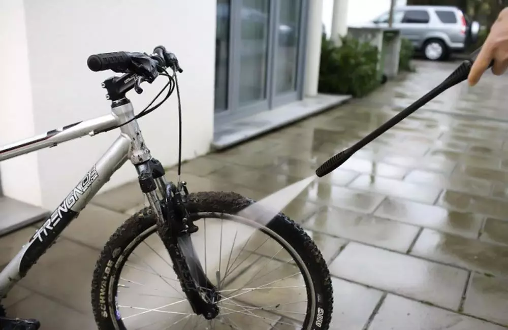 การติดตั้งจักรยาน: ระบบจัดเก็บจักรยานบนเพดานและบนพื้นโดยใช้วงเล็บหรือกลไกการยก 20426_23