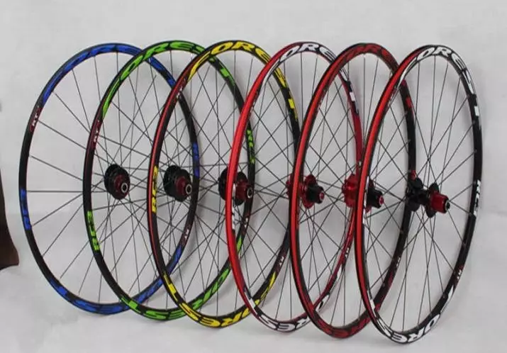 Les agulles de teixir per a una bicicleta: 26 polzades i altres mides, longitud i la quantitat de ciclisme ràdios a la roda, color i plana. Com triar? 20432_20
