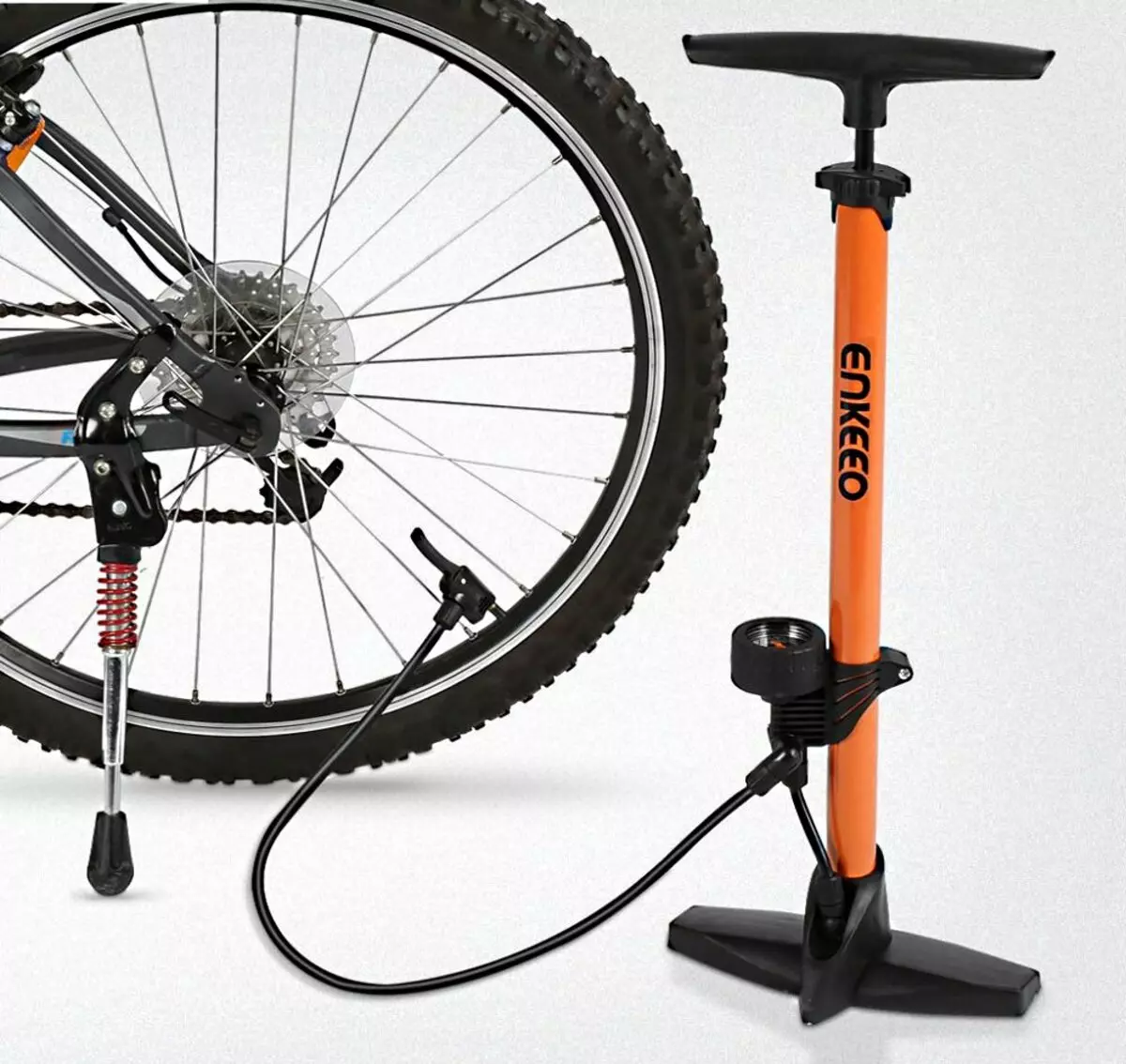 Обзор колес велосипедов. Насос для велосипеда. Насос велосипедный ручной. Насос для колес велосипеда. Насос для велосипедных колес.