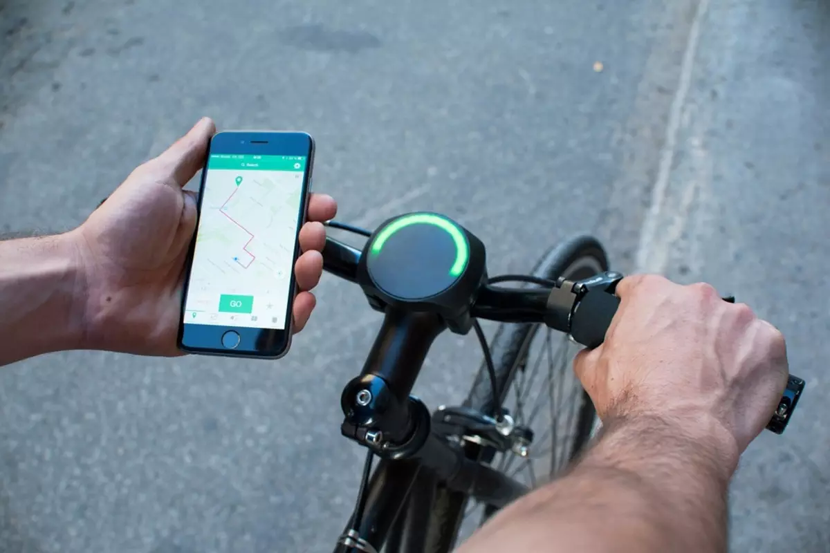 I-Bicycle Navigator: Ukubuka konke kwe-GPS Navigators ku-Android ne-iPhone yabahamba ngamabhayisekili. Izinhlelo zokusebenza zezwi nge navigator yezwi 20448_12