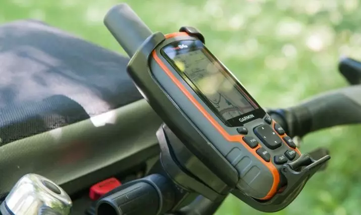 I-Bicycle Navigator: Ukubuka konke kwe-GPS Navigators ku-Android ne-iPhone yabahamba ngamabhayisekili. Izinhlelo zokusebenza zezwi nge navigator yezwi 20448_14